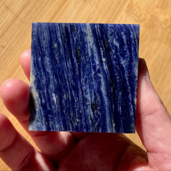 Sodalite Pyramid - Picture 7 of 12